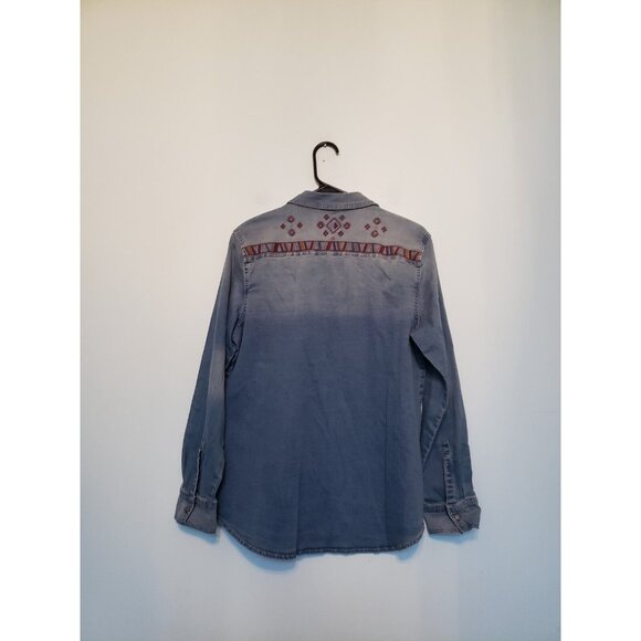 Coldwater Creek Women S Shirt Snap Front Blue Denim Western Embroidery Southwest - Picture 2 of 6